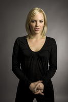 Anna Faris Sweatshirt #3224430