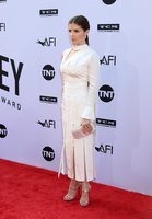Anna Kendrick Longsleeve T-shirt #3280059