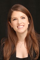 Anna Kendrick Sweatshirt #3679706