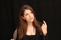 Anna Kendrick Sweatshirt #3679709