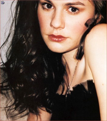 Anna Paquin Mouse Pad 1323680