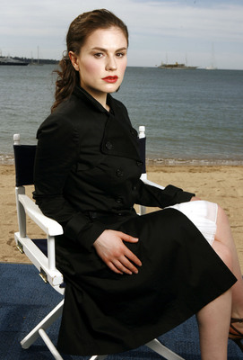 Anna Paquin Poster 2316799