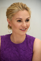 Anna Paquin t-shirt #2329528