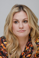 Anna Paquin Tank Top #2355027