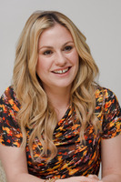 Anna Paquin Sweatshirt #2355054