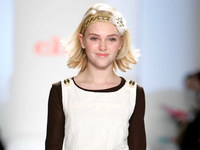 Anna Sophia Robb hoodie #1987594