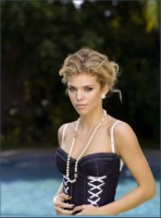AnnaLynne McCord hoodie #1515711