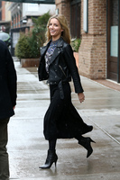 Annabelle Wallis t-shirt #2815774