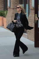 Annabelle Wallis Sweatshirt #2816100