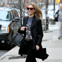 Annabelle Wallis Sweatshirt #2816275