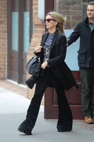 Annabelle Wallis hoodie #2816335