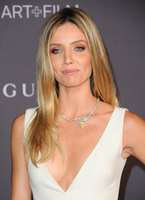 Annabelle Wallis t-shirt #2885096