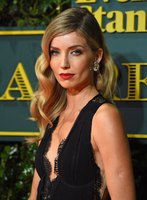 Annabelle Wallis t-shirt #2925032