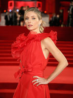 Annabelle Wallis t-shirt #2955217