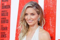 Annabelle Wallis Tank Top #3287605