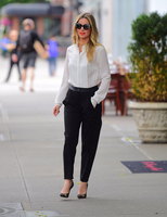 Annabelle Wallis t-shirt #3307669