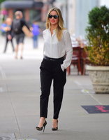 Annabelle Wallis t-shirt #3307693