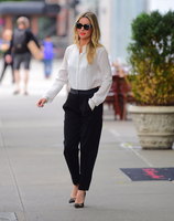 Annabelle Wallis t-shirt #3307721