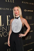 Annabelle Wallis Sweatshirt #3901763