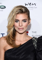 Annalynne Mccord tote bag #G2526416