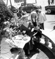 Anne Baxter mug #G934633