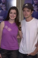 Anne Hathaway Sweatshirt #1269148