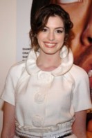 Anne Hathaway Longsleeve T-shirt #1278058
