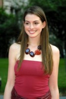 Anne Hathaway Longsleeve T-shirt #1280682