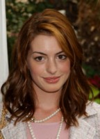 Anne Hathaway Longsleeve T-shirt #1298746