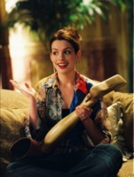 Anne Hathaway Longsleeve T-shirt #1299084