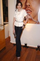 Anne Hathaway Longsleeve T-shirt #1356672