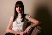 Anne Hathaway Longsleeve T-shirt #1378985