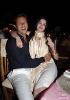 Anne Hathaway Longsleeve T-shirt #1490528