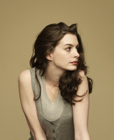 Anne Hathaway Longsleeve T-shirt #2006558