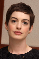 Anne Hathaway Sweatshirt #2222840