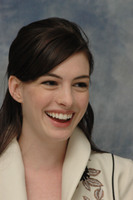 Anne Hathaway Sweatshirt #2229840