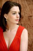Anne Hathaway Longsleeve T-shirt #2234101