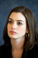 Anne Hathaway Longsleeve T-shirt #2234120