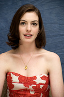 Anne Hathaway Sweatshirt #2234126