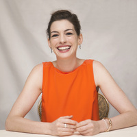 Anne Hathaway Sweatshirt #2246229