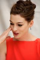 Anne Hathaway Tank Top #2246275