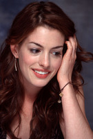 Anne Hathaway Sweatshirt #2246329