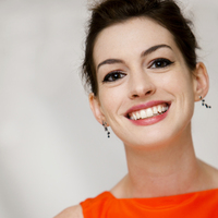 Anne Hathaway Sweatshirt #2246331