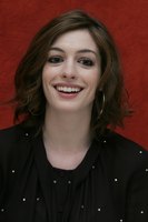 Anne Hathaway Sweatshirt #2289933