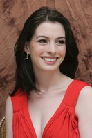 Anne Hathaway Sweatshirt #2289975