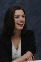 Anne Hathaway t-shirt #2289979