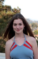 Anne Hathaway Longsleeve T-shirt #2317685