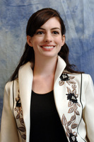 Anne Hathaway Sweatshirt #2317699