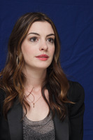 Anne Hathaway t-shirt #2355251