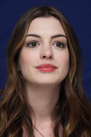 Anne Hathaway Sweatshirt #2355283